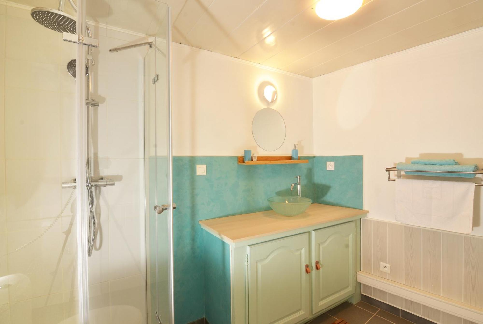 Clementine - Joli Studio Prive Avec Clim Calme A 70 M Du Centre Village De Lauris Exteriér fotografie